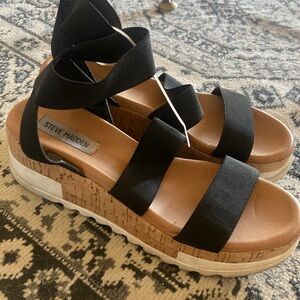 Steve Madden platform sandals